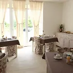Nikolas' Valley Bed and breakfast 3*