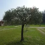 Nikolas' Valley Bed and breakfast