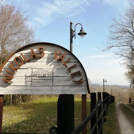 Oda ve Kahvaltı Nikolas' Valley