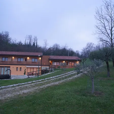 Bed and breakfast Nikolas' Valley Cornuda