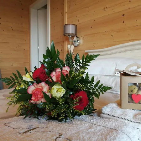 Nikolas' Valley فندق مبيت وإفطار Cornuda