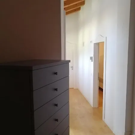 Nikolas' Valley Bed & Breakfast 3*