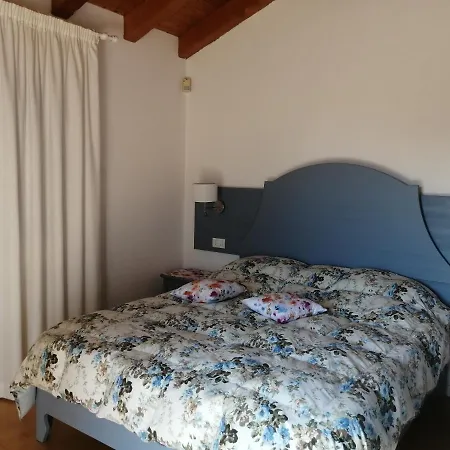 Nikolas' Valley Bed & Breakfast 3*