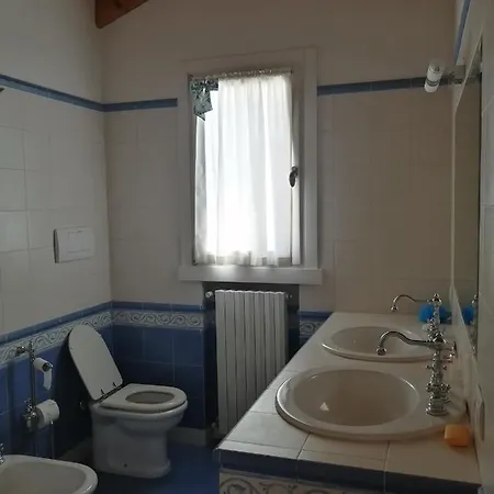 فندق مبيت وإفطار Nikolas' Valley Cornuda