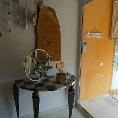 Bed & Breakfast Nikolas' Valley Cornuda