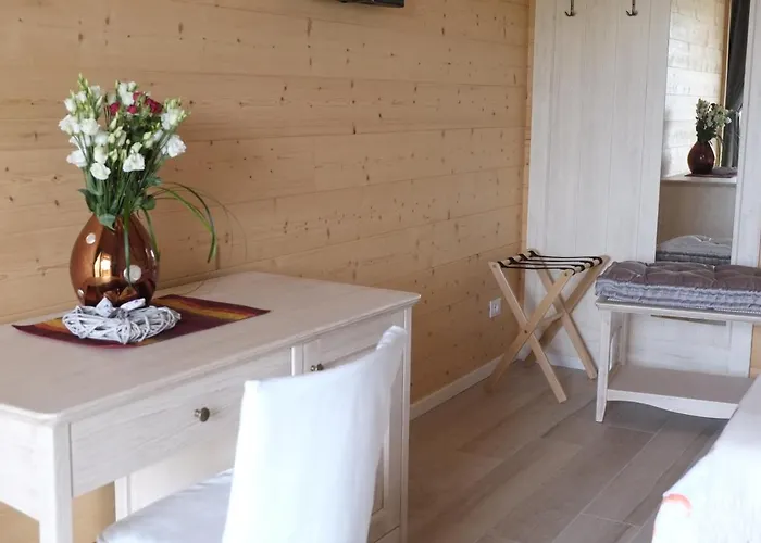 Nikolas' Valley Cornuda