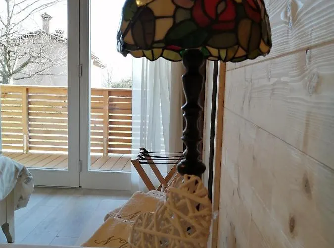 Couette-café Nikolas' Valley 3*