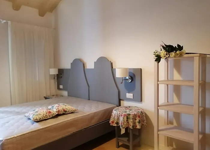 Nikolas' Valley Cornuda